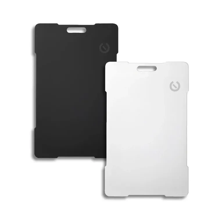 Carbon Bluetooth Tracker