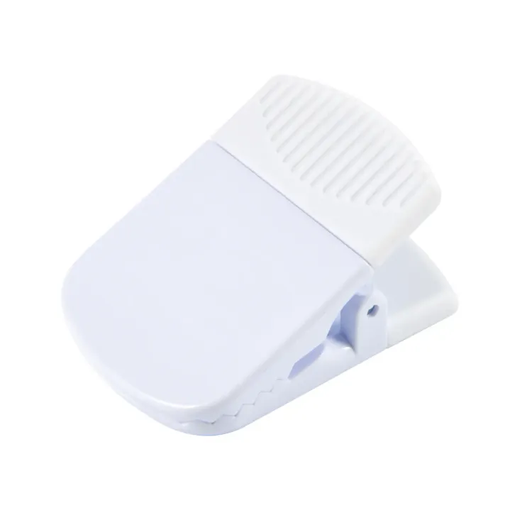 Croc Magnetic Clip - White 2
