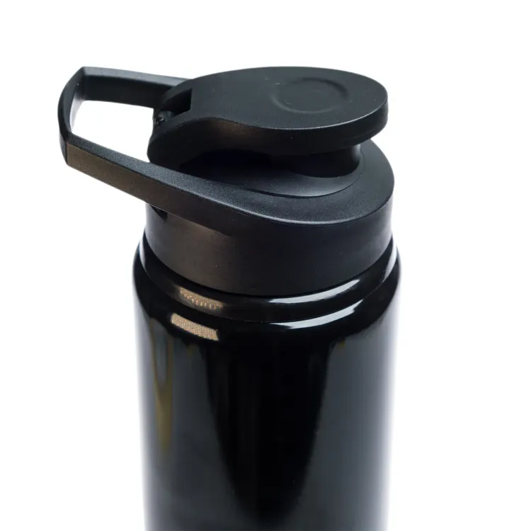 Amore 500ml Junior Bottle - Free Flow Lid - Black Lid Closed