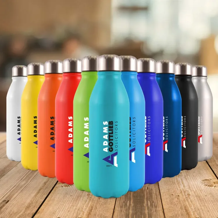 Soda Aluminium Bottle - Lifestyle