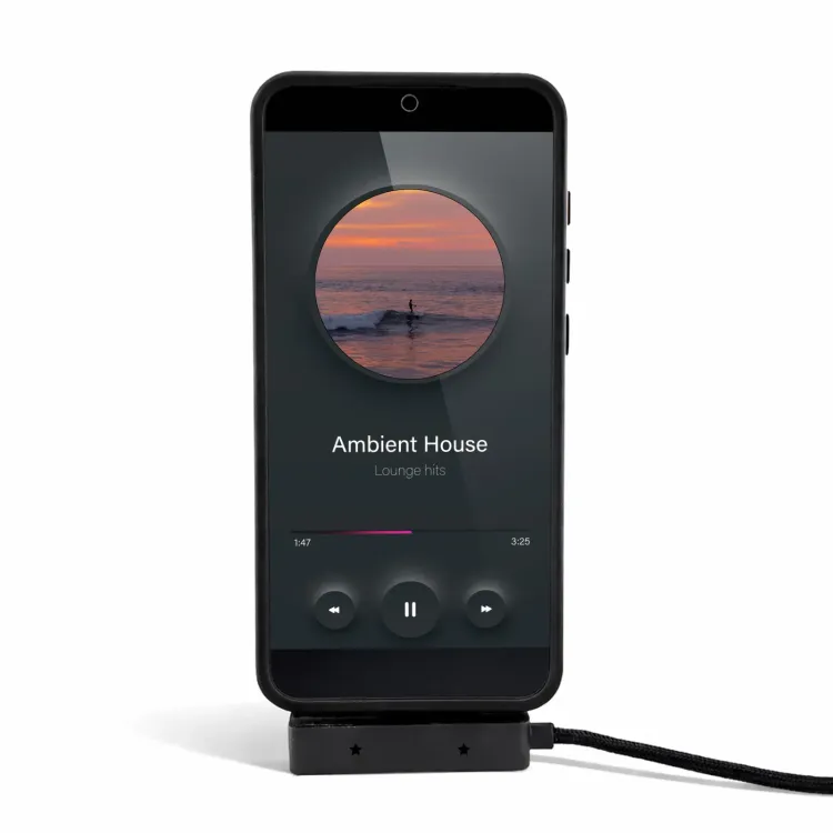 Ultra Power Cable - In Use Portrait