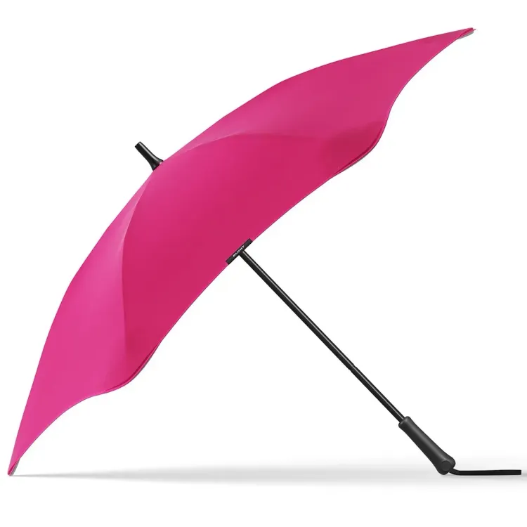 Side view of BLUNT Classic umbrella in pink with black handle