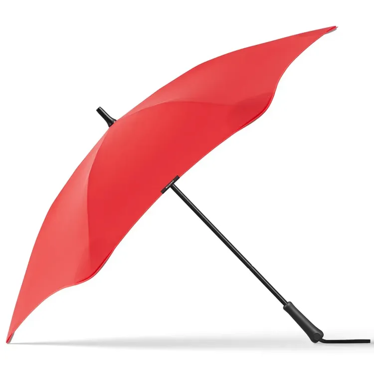 Side view of BLUNT Classic umbrella in red with black handle