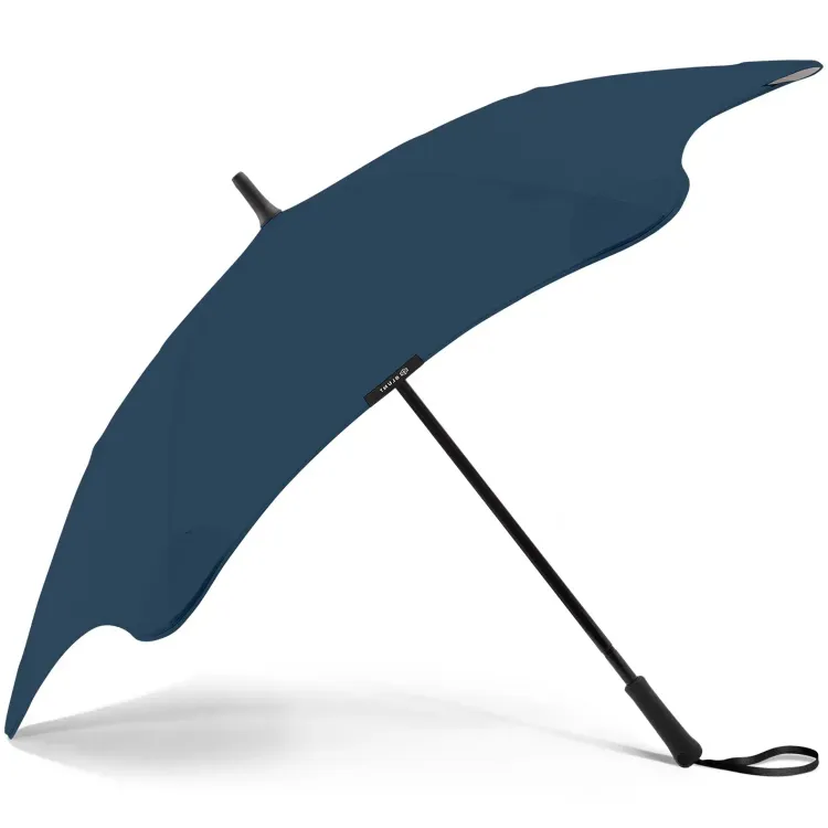 Side view of BLUNT Coupe umbrella in navy showing curved canopy and ergonomic handle