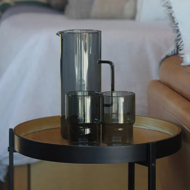 Keepsake Arlo Carafe — Feature