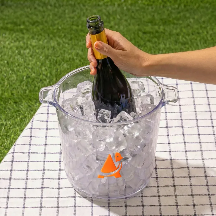 Alpine Ice Bucket — Feature
