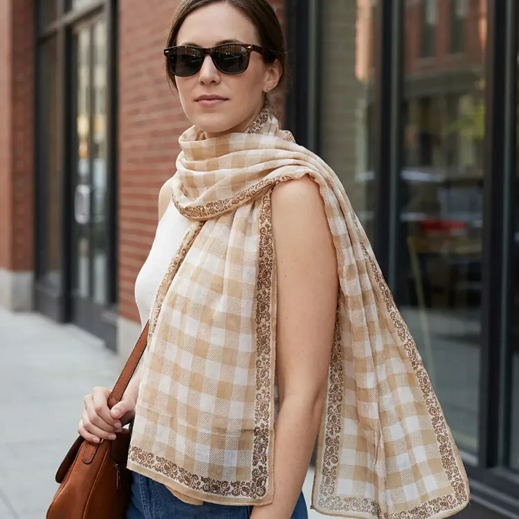 Custom Lightweight Scarf — Feature