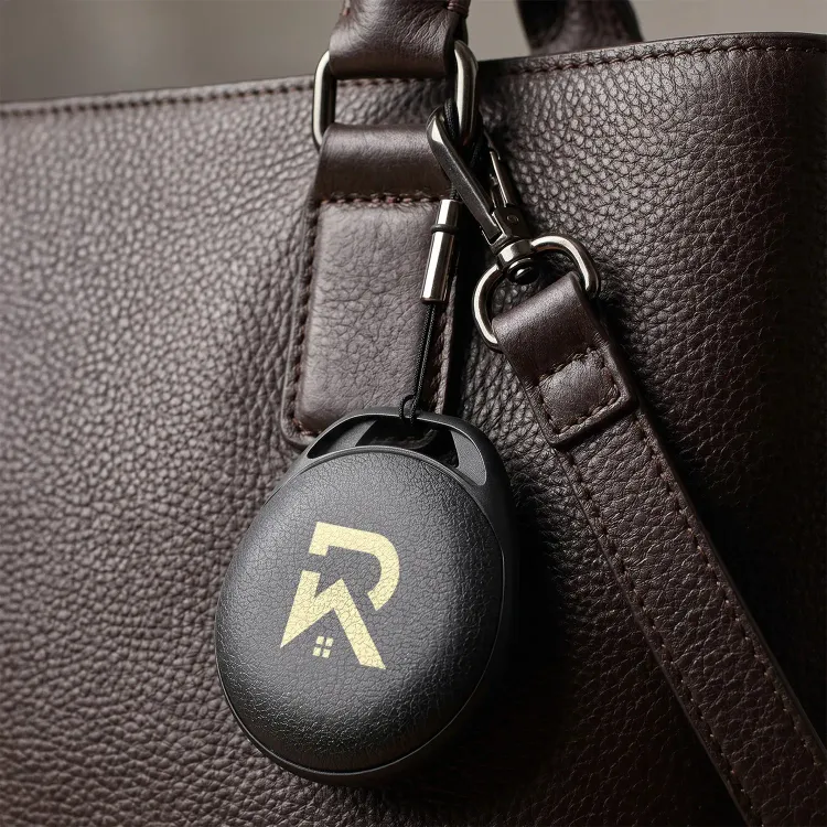 HangFindy Bluetooth Tracker — Feature