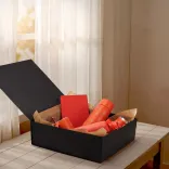 Magnetic Lid Gift Box - Large — Feature